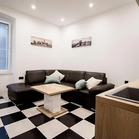 Skalamare Volosko Apartment Opatija